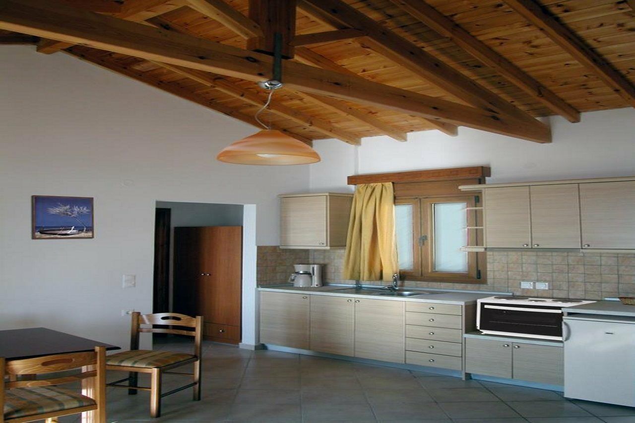 Nereides Seaside Apartments 马拉斯豪克艾蒙普斯 外观 照片